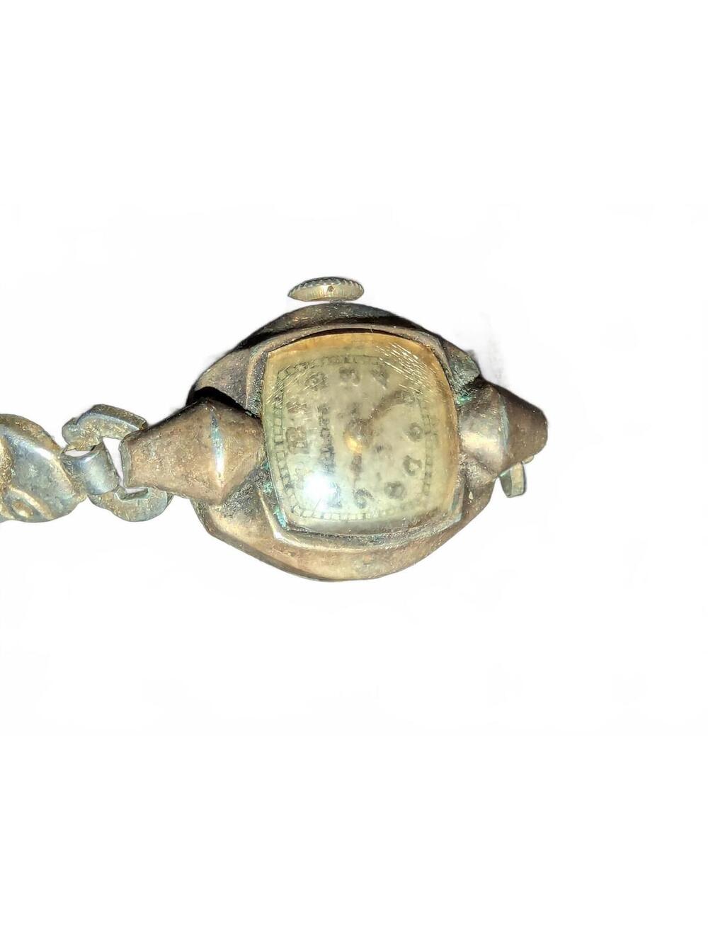Vintage Bulova Women's Wristwatch with Expandable Band